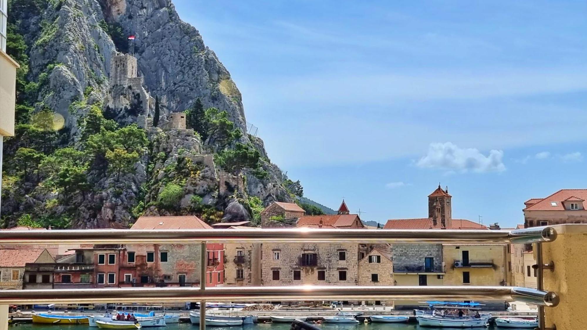 Mitra Zonata Blue Lägenhet Omiš Exteriör bild